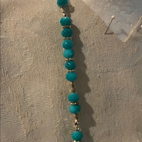 Necklace and bracelet set - Picture 8 of 8